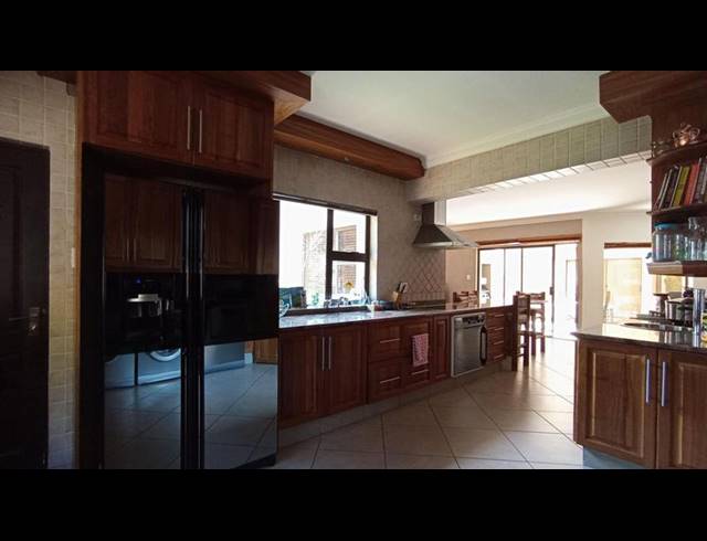 4 BEDROOM HOUSE FOR SALE IN RUIMSIG